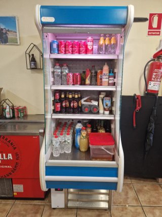 Lote Hostelería: Nevera, Freidora y Vitrina