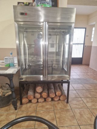 Lote Hostelería: Nevera, Freidora y Vitrina