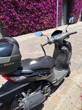 Moto Sym Symphony SR 125 Negra
