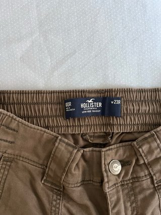 Pantalones marrones cargo Hollister