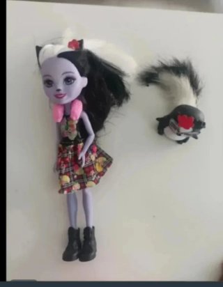 Muñecas Enchantimals con accesorios
