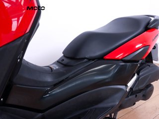 YAMAHA NMAX