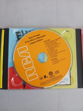 2CDs  Elvis In Memphis