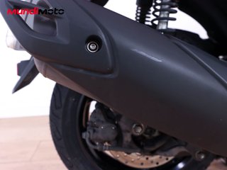 YAMAHA NMAX