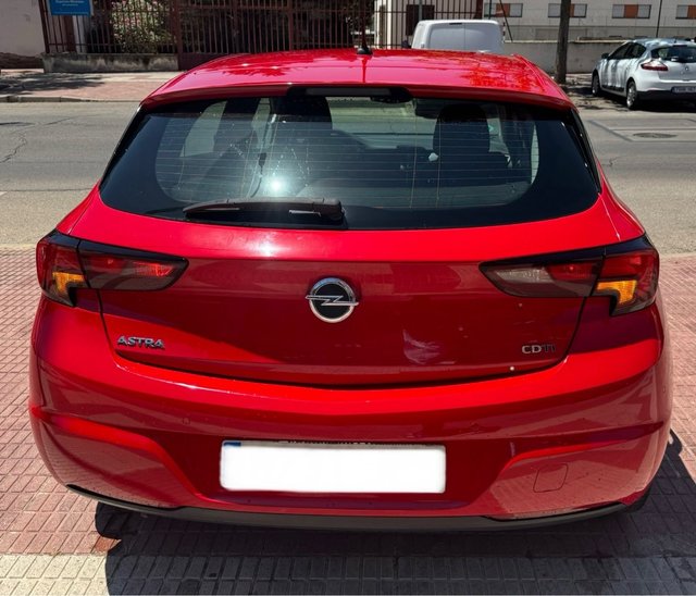 ETIQUETA C Opel Astra 2017 1.6CDTI 110CV