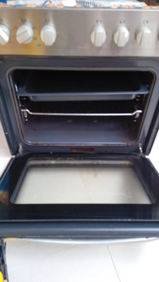 Horno de cocina plateado