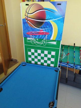 Futbolín, billar , varios en 1.
