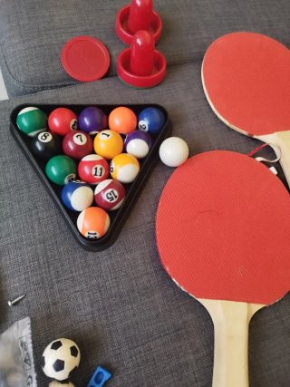 Futbolín, billar , varios en 1.