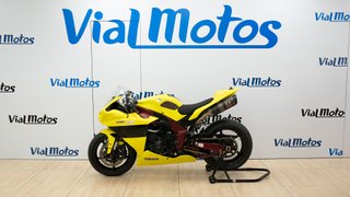 Yamaha R1