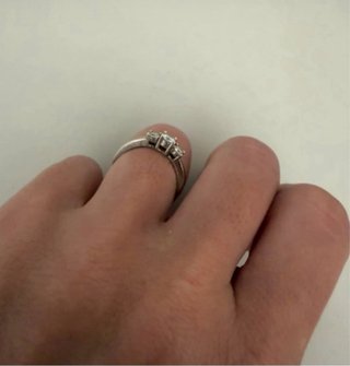 Anillo plata elegante con 3 piedras