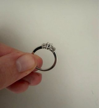 Anillo plata elegante con 3 piedras