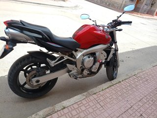 Yamaha FZ6 Naked