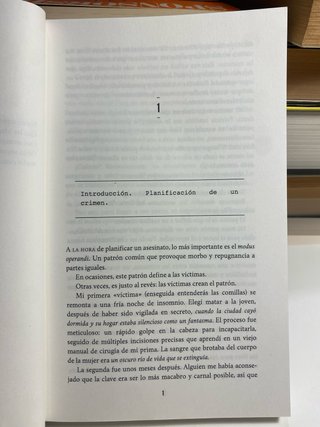 Crimen fuera de escena: Una aventura de intriga...