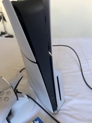 PlayStation 5 Slim 1TB + 2 Mandos + Juego