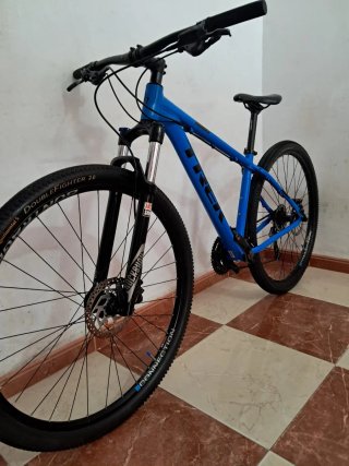 Trek Marlin 7 Talla XL 29 muy ligera y nueva mtb