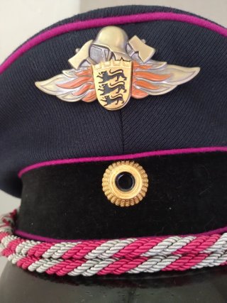 Gorra Bomberos con Escudo y Trenza