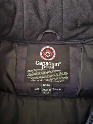 Abrigo Canadian Peak Azul Marino Talla L