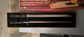 Cuchillo y tabla jamonero