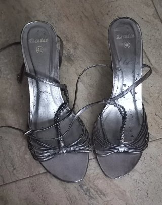 Sandalias de tacón Bata Plata Talla 40