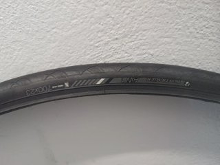 Cubierta Bontrager AW1 700x23 Hard-Case