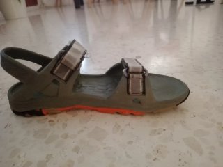 Sandalias Merrell Verdes y Naranjas