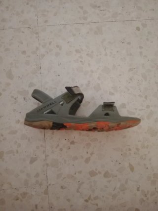 Sandalias Merrell Verdes y Naranjas
