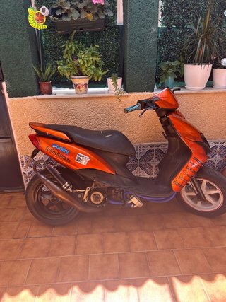 Yamaha Jog RR Naranja