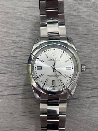 Orologio argentato da uomo