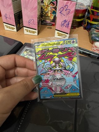 Mini Lata Pokémon + 2 bundles heroes acendentes !!