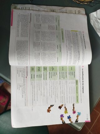 Empresa y diseño de modelos de negocio 2o Bachi...