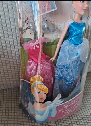 Muñeca Disney Princess Cenicienta nueva.precintada