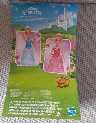 Muñeca Disney Princess Cenicienta nueva.precintada