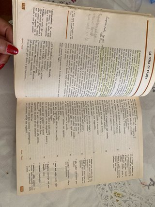 Vecchio libro di antologia per le scuole medie