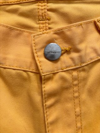 Bermudas Carhartt Amarillas
