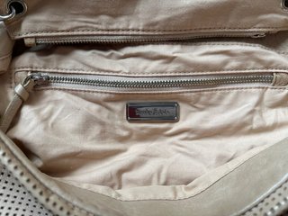 Bolso Bimba y Lola trenzado beige