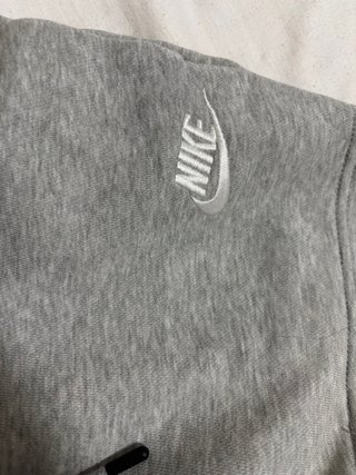 Pantalón corto chándal Nike gris