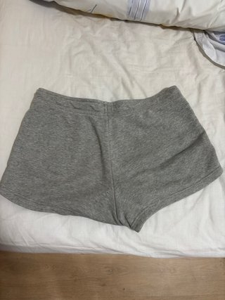 Pantalón corto chándal Nike gris