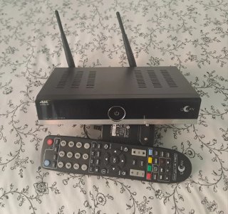 Receptor Uclan Ustym 4K PRO Combo SAT/TDT