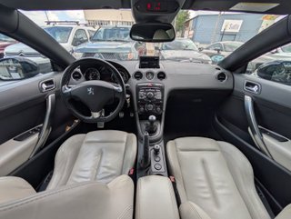 Peugeot RCZ 2010