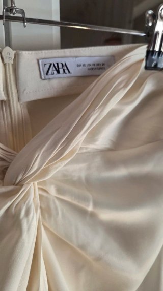 Falda Zara Beige Talla XS