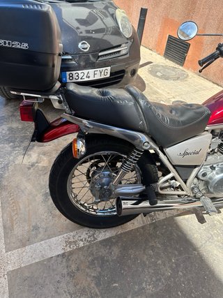 Yamaha SR Special Roja/Plata
