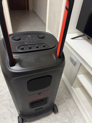 Altavoz JBL Negro 520