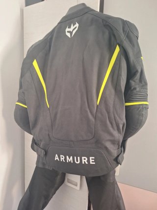 Mono 2 piezas Armure Negro/Amarillo
