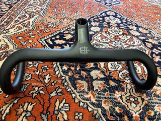 Manillar Carretera BLACK INC Carbono