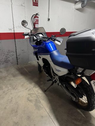 Honda Transalp 600 V Azul y Blanca