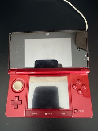Nintendo 3DS Roja  Con juegos 30 euros mas