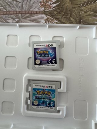 Nintendo 3DS Roja  Con juegos 30 euros mas
