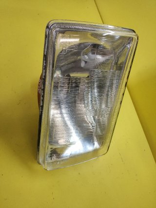 FARO DELANTERO DERECHO SEAT 131