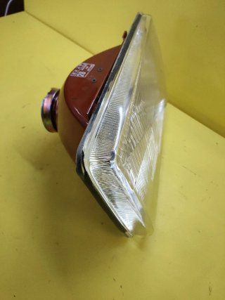 FARO DELANTERO DERECHO SEAT 131