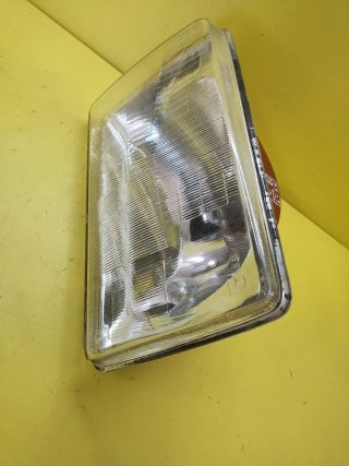 FARO DELANTERO DERECHO SEAT 131